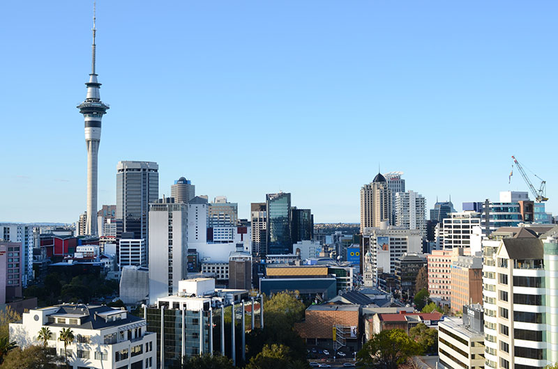 إحدى المسوح يكشف توقعات التضخم والنمو في نيوزيلندا للأعوام المقبلة